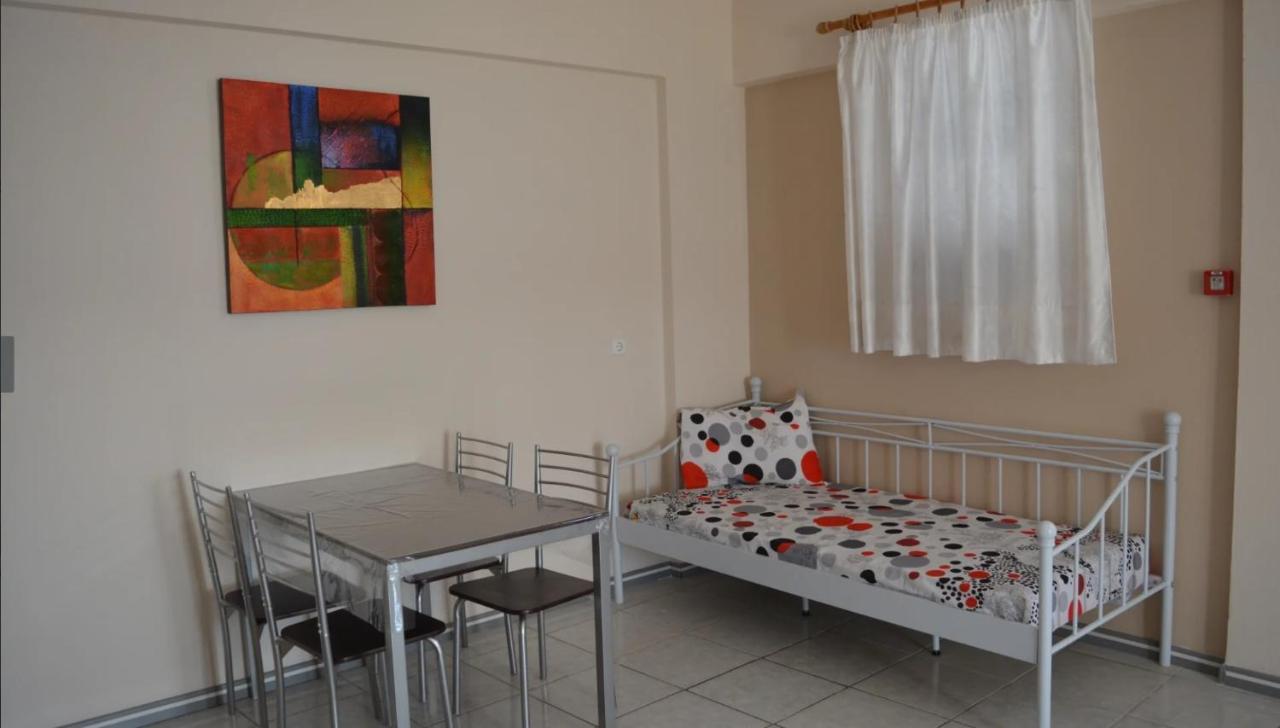 Iro Apartments Paralia Agias Foteinis ภายนอก รูปภาพ