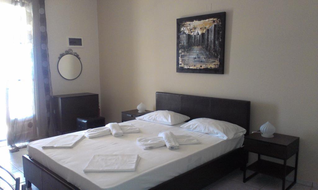 Iro Apartments Paralia Agias Foteinis ห้อง รูปภาพ