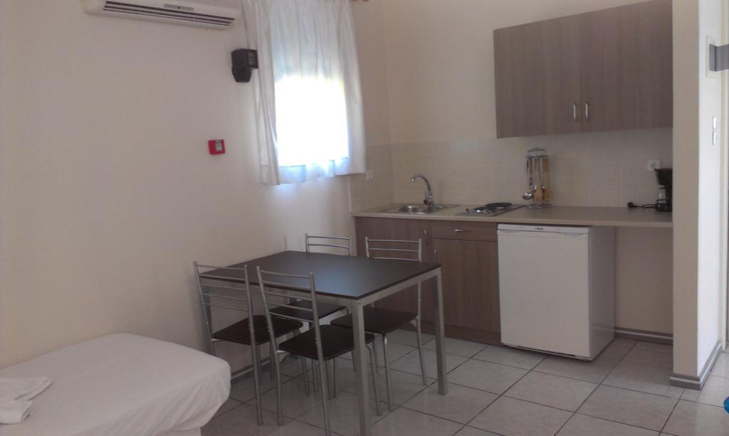 Iro Apartments Paralia Agias Foteinis ห้อง รูปภาพ