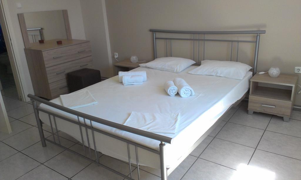 Iro Apartments Paralia Agias Foteinis ห้อง รูปภาพ
