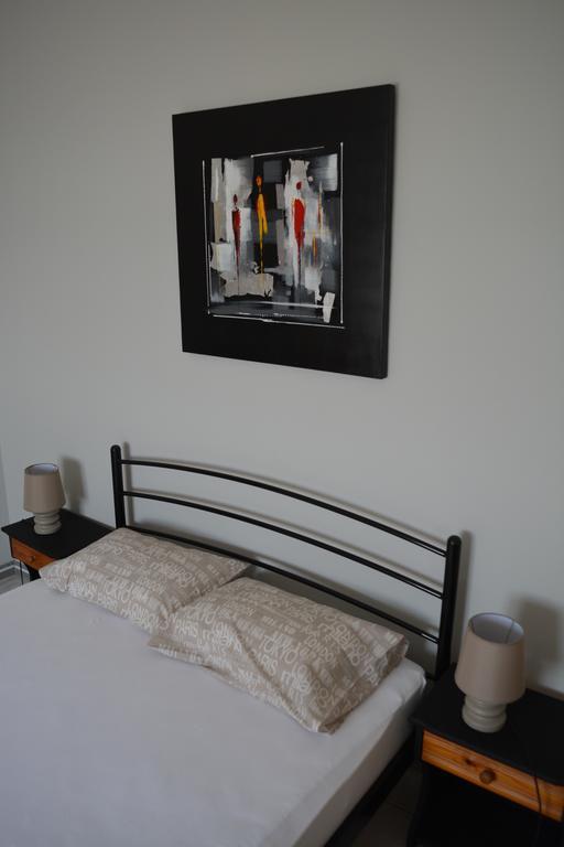 Iro Apartments Paralia Agias Foteinis ภายนอก รูปภาพ