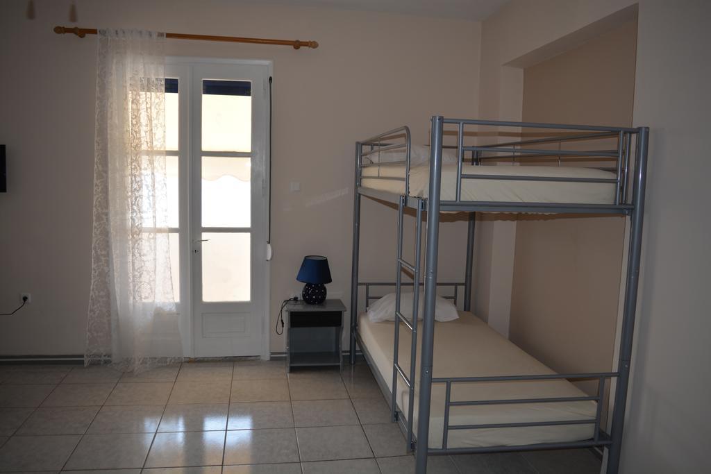 Iro Apartments Paralia Agias Foteinis ภายนอก รูปภาพ