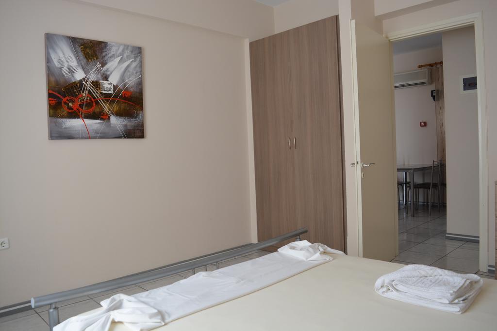 Iro Apartments Paralia Agias Foteinis ภายนอก รูปภาพ