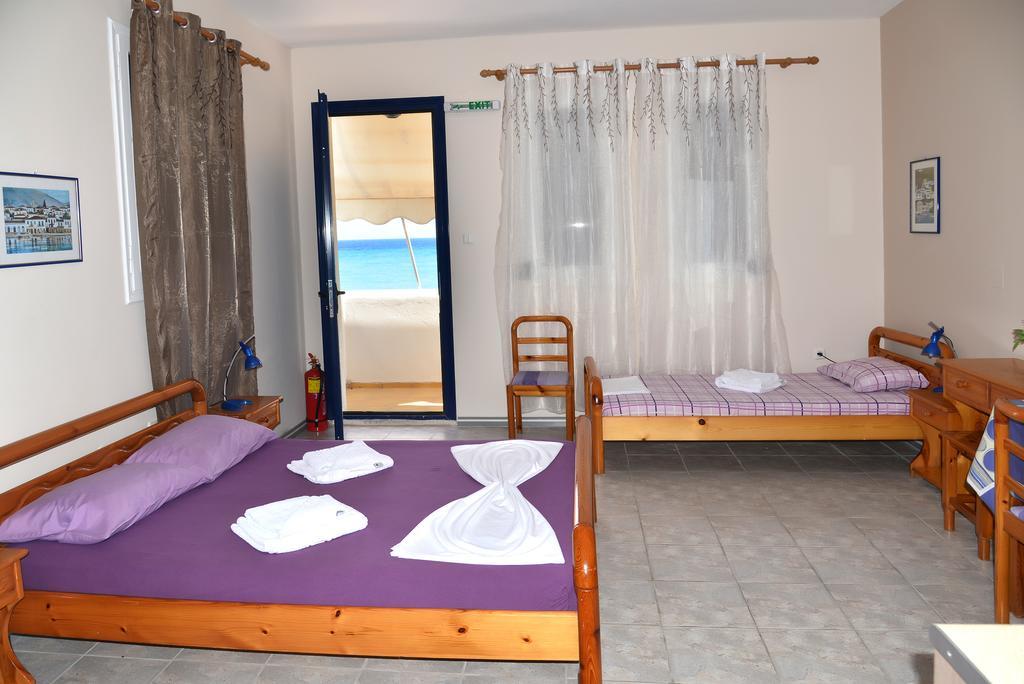 Iro Apartments Paralia Agias Foteinis ภายนอก รูปภาพ